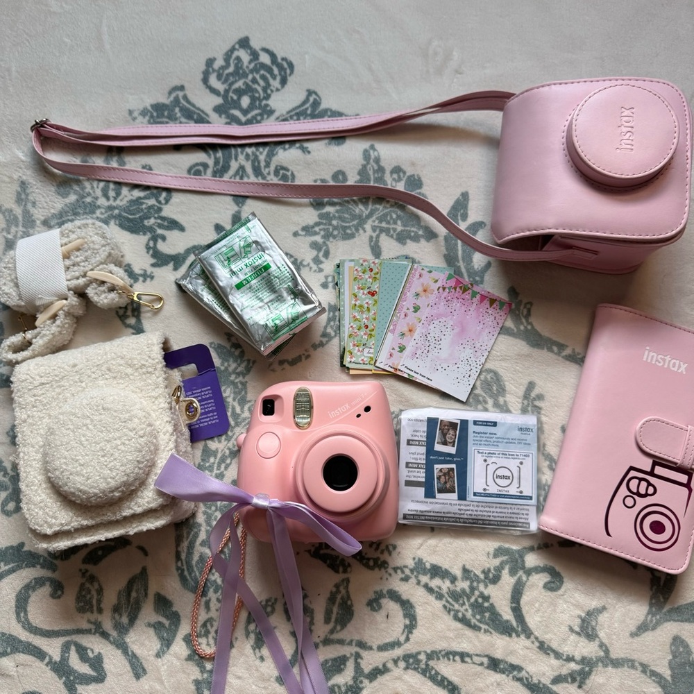 Instax Pink Mini 11